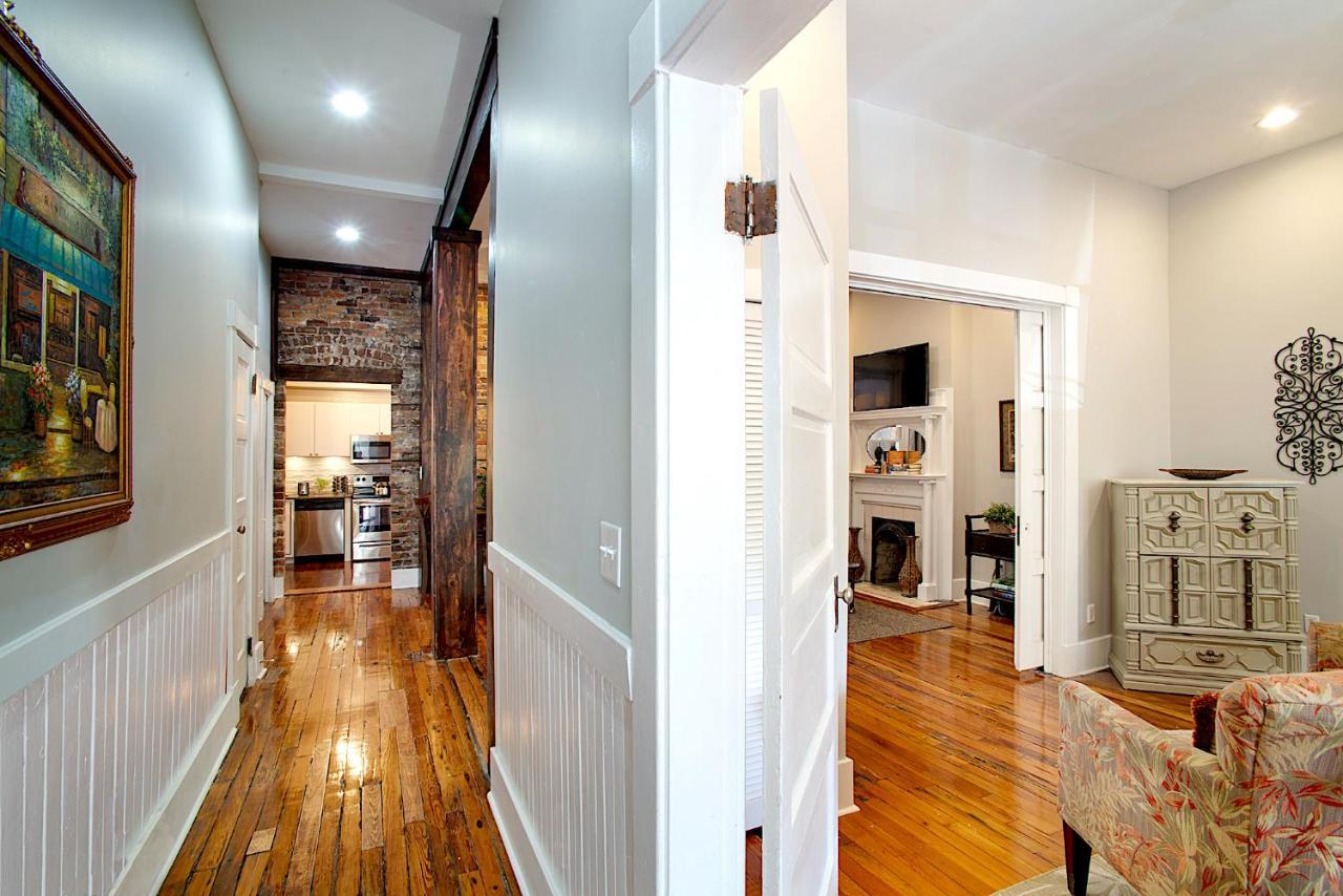 Newly Renovated Historic Savannah Townhome! Exteriör bild